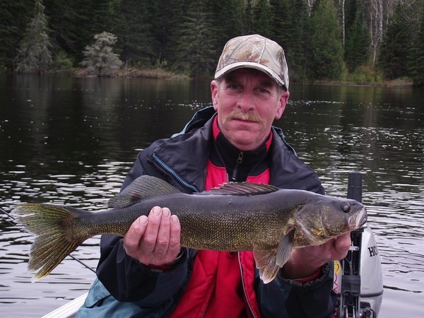 Kents Big Walleye.JPG