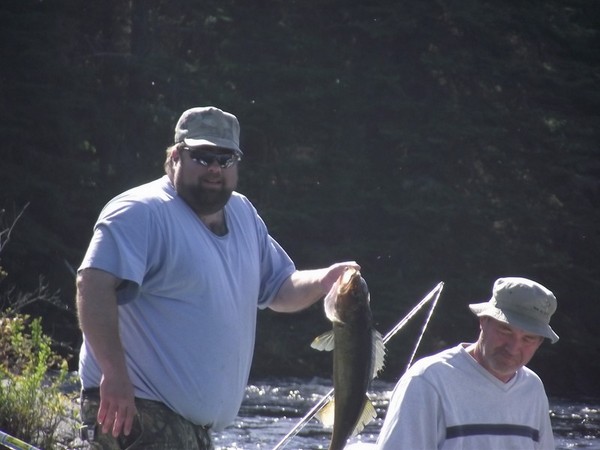 Pats Big Walleye.JPG